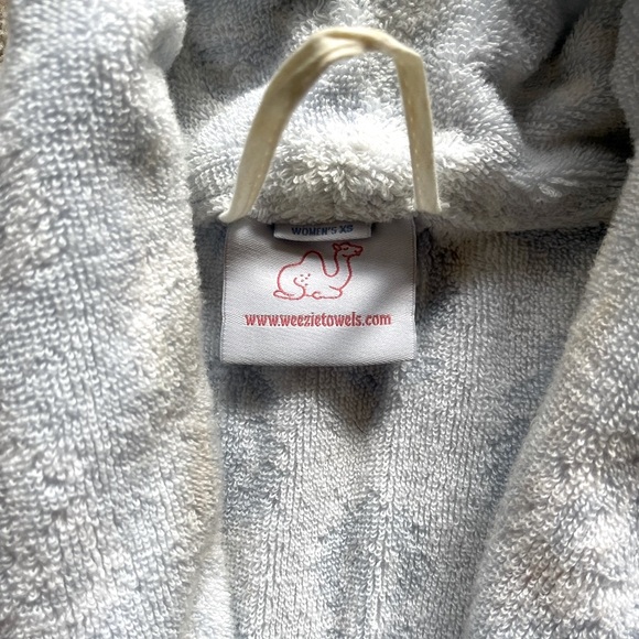 Weezie Long Robe - Picture 3 of 4